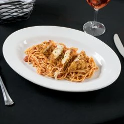 Acopa 13 3/4" X 10" Bright White Wide Rim Rolled Edge Oval Stoneware Platter - 12/Case