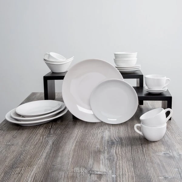 Acopa 9 3/4" X 7 1/2" Bright White Oval Coupe Stoneware Platter - 24/Case 4 Acopa 9 3/4" X 7 1/2" Bright White Oval Coupe Stoneware Platter - 24/Case - Image 4