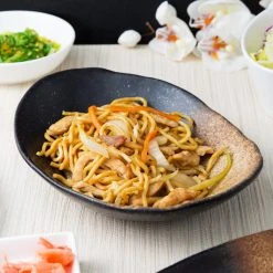 10 Strawberry Street NAG-9OVLBWL Whittier Nagoya 16 Oz. Oval Stoneware Bowl - 24/Case