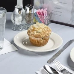 Acopa 7 1/8" Ivory (American White) Wide Rim Rolled Edge Stoneware Plate - 36/Case -Acopa Sales 180131