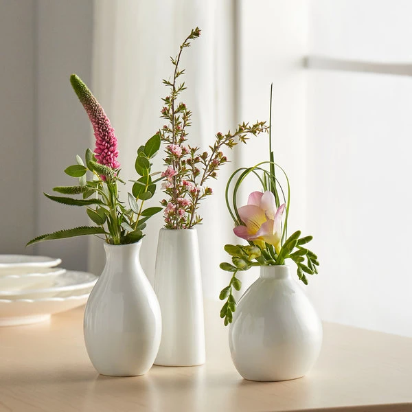 Acopa 4" Bright White Porcelain Bud Vase - 12/Case 3 Acopa 4" Bright White Porcelain Bud Vase - 12/Case - Image 3