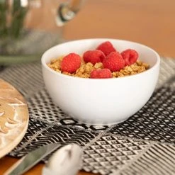 10 Strawberry Street WM-7-WHT Wazee Matte 16 Oz. Round White Stoneware Cereal Bowl - 24/Case