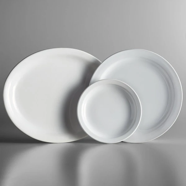 Acopa 10 1/2" Bright White Narrow Rim Stoneware Plate - 12/Case 4 Acopa 10 1/2" Bright White Narrow Rim Stoneware Plate - 12/Case - Image 4