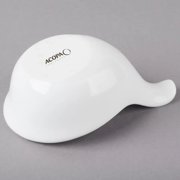 Acopa 3.5 Oz. Bright White Porcelain Asian Appetizer / Tasting Spoon - 12/Pack 4 Acopa 3.5 Oz. Bright White Porcelain Asian Appetizer / Tasting Spoon - 12/Pack - Image 4
