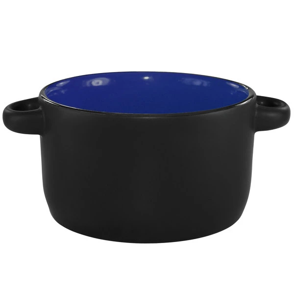 International Tableware 83567-2899/05MF-05C Hilo 11 Oz. Country Blue In / Black Out Stoneware Mini Casserole Dish / Soup Bowl - 12/Case 1 International Tableware 83567-2899/05MF-05C Hilo 11 Oz. Country Blue In / Black Out Stoneware Mini Casserole Dish / Soup Bowl - 12/Case