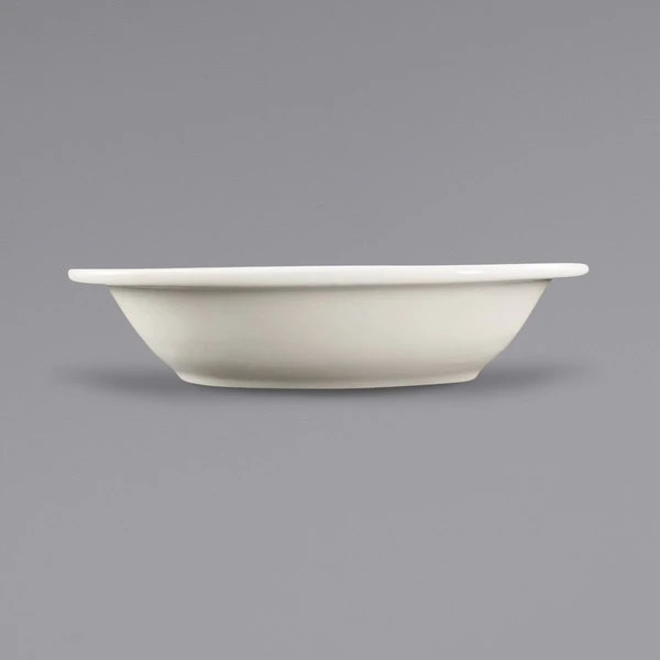 International Tableware VA-201 Valencia 44 Oz. Ivory (American White) Narrow Rim Oval Serving Bowl - 12/Case 1 International Tableware VA-201 Valencia 44 Oz. Ivory (American White) Narrow Rim Oval Serving Bowl - 12/Case