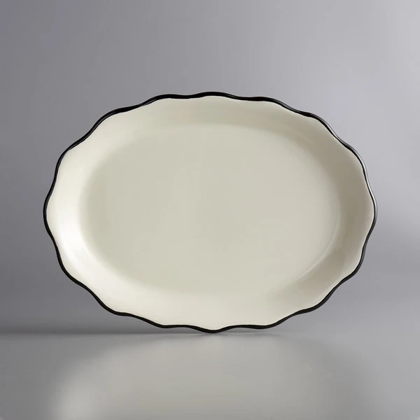 Acopa 12 5/8" X 9 1/4" Ivory (American White) Scalloped Edge Stoneware Platter With Black Band - 12/Case 2 Acopa 12 5/8" X 9 1/4" Ivory (American White) Scalloped Edge Stoneware Platter With Black Band - 12/Case - Image 2