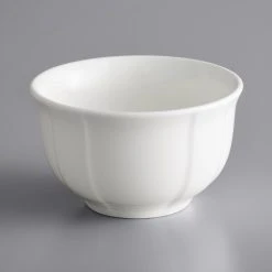Alternative view of Sample - Acopa Condesa 8 Oz. Pearl White Scalloped Porcelain Bouillon Cup